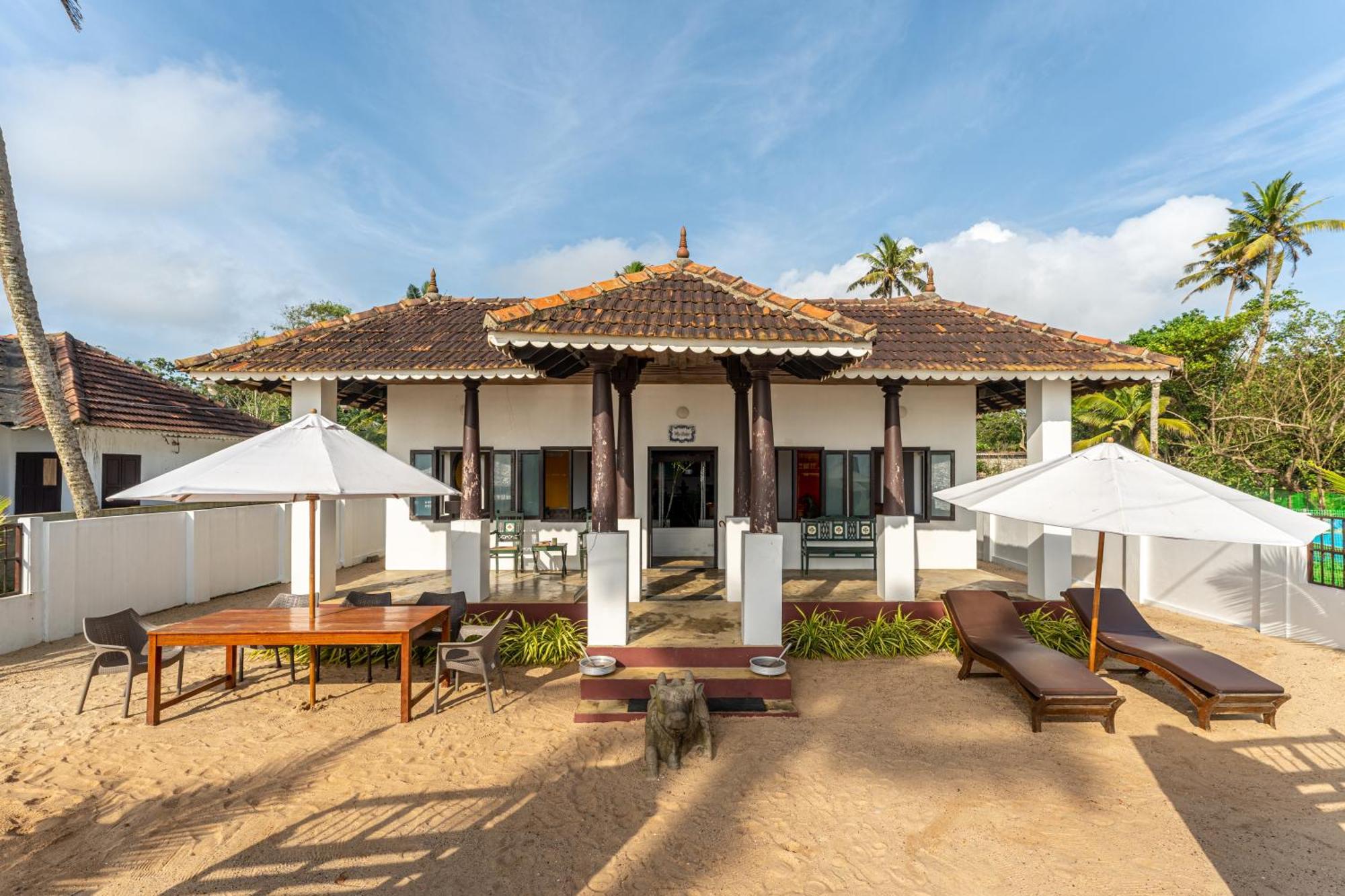 Villa Naina, Marari Beach Alappuzha Kültér fotó